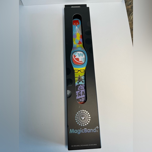 Disney’s “Up” Limited Edition MagicBand+ - Picture 1 of 3